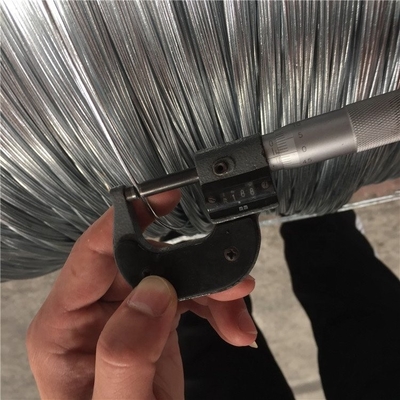 Gegalvaniseerd zink Bwg 16 20 Zwaar ijzer metaal Gi staal rebar binddraad Nylon coated binddraad voor bouwmaterialen