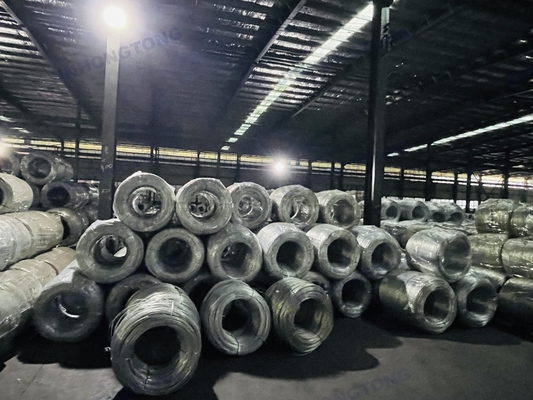 0.8mm 1.2mm 1.6mm 1.8mm 2mm Diameter High Carbon Steel Wire 1770 MPa met ±1% Tolerantie en Free Cutting Steel Voordeel