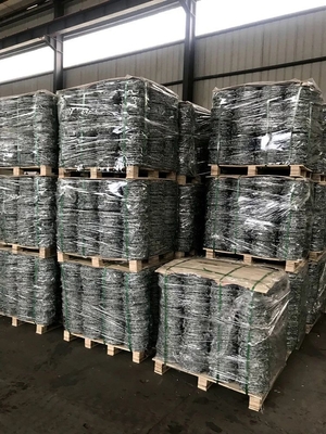 Spiraal van prikkeldraad voor beschermende constructies