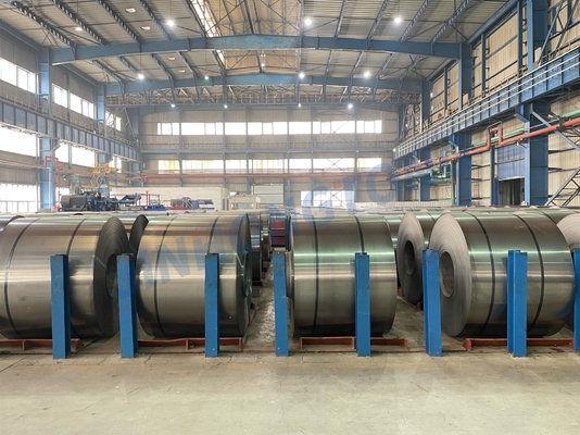 508/610 mm Spiraal ID 1220 mm Breedte 0,1-3 mm Dikte koudgewalst staalplaat S250gd 2,5 mm 8x4 van Bao Steel Mill