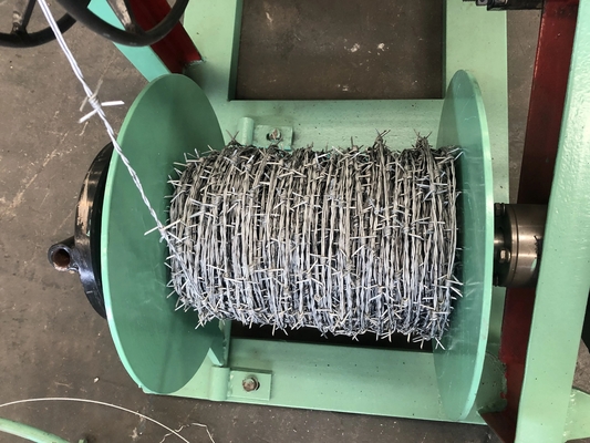 Korrosiebestendig 450 mm Dia gegalvaniseerd razor prikkeldraad gaas voor enkel razor type en grote bescherming tegen corrosie