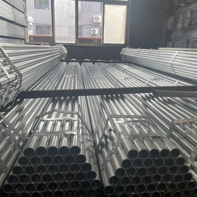 Staalstructuur ASTM A36 Q235 Ronde gegalvaniseerde staalpijp met CE-certificaat en zinkgecoat 200-700 g/m2