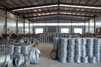 Hot Dip Galvanized Barb Wire Rolls 50kg prikkeldraad voor scheermes Type Single Razor en BSCI Certificate