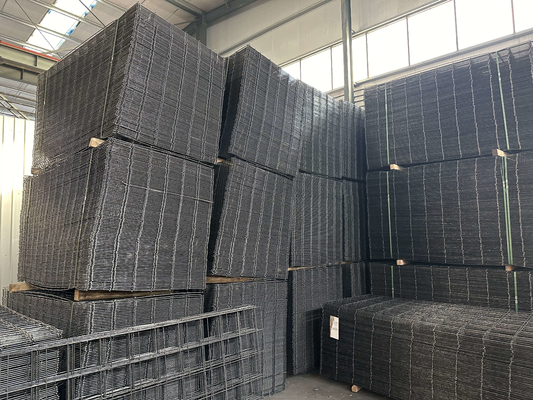 Geperforeerd scherm 1/2x1 1x1 Warm onderdompeld gegalvaniseerd ijzer gespannen draaddoek / 16 Gauge Elektro gegalvaniseerd vierkant gat gespannen gaas rollen