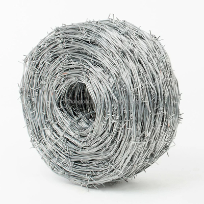 Warm gedompelde gegalvaniseerde prikkeldraad voor hekken met netten 12,5 gauge 18 gauge PVC bedekte ijzeren draad