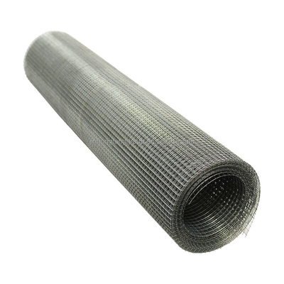 Warm gedompeld gegalvaniseerd zink 50-250 g/m2 gegalvaniseerd staal gelast gaas hek rol voor kippenboerderij