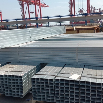 Niet-gelegeerd licht koolstofstaal vierkant buis ASTM A106 A36 BS Shs gegalvaniseerd vierkant buis Hot-dip tube Box Bar ijzeren buis EMT prijzen