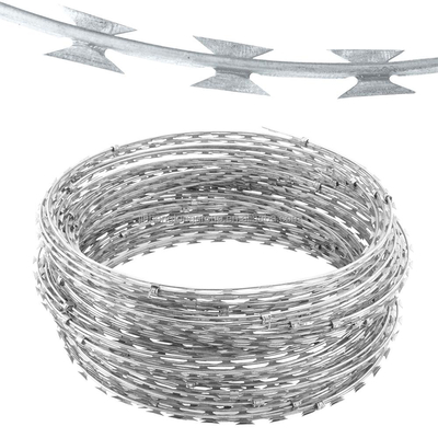 Bescherming van de weg Isolatie Anti-Climb Gelast Blade Razor Draad hek met 900mm spoel en 7,5cm-15cm Barb afstand