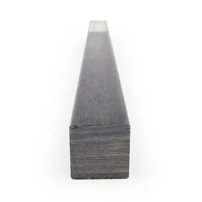 Lange maat Hoogsterkte Gekleurde vierkantbalk AISI 1008 1010 1020 Twisted Square Bar Vierkantbalk Staal 10mm