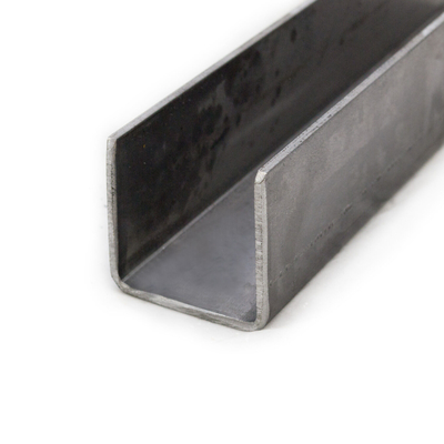 Q235/Q345 /SS400 Warmgewalst staal met u-balk staalconstructie