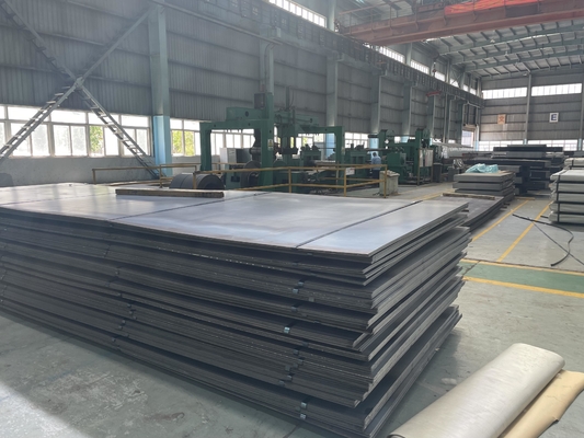 Buigend groot voorraad koolstofstaal plaat 2*1250*6000mm Q355 SS400 Q195 Warmgewalst
