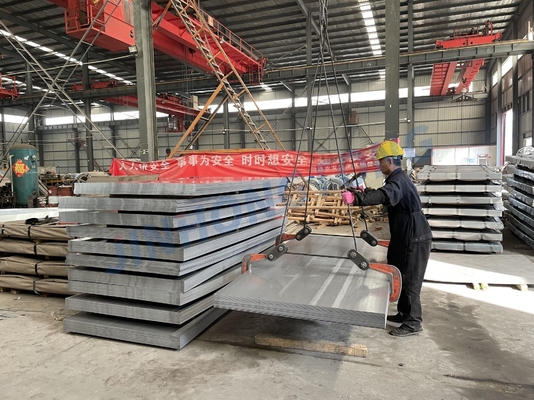 CE-certificaat 0,8 mm Dikte 1250 mm Breedte koudgewalst zacht staalplaat voor prima koudgewalst staalplaat Metalen per ton