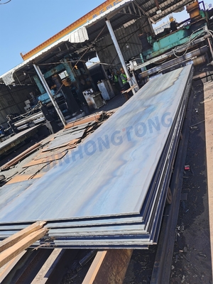 ISO9001-gecertificeerde grote inventaris van Q355 SS400 Q195 koolstofstaalplaten voor de bouw en het maken van buizen