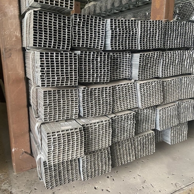 12 M lengte warm gedompeld gegalvaniseerd Gi vierkant buis rechthoekige buis voor de bouw van decoiling verwerking service lengte van decoiling