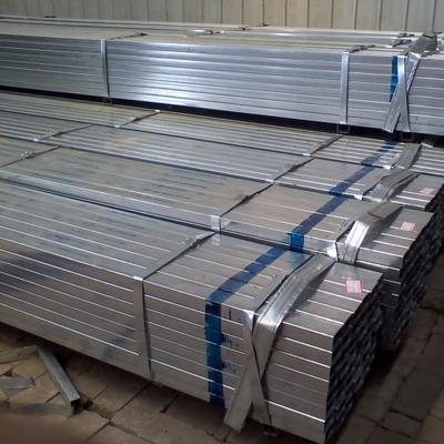 Hot Dip gegalvaniseerd vierkant staalpijp hol Gi buizen rechthoekige staalpijp Klasse Q195/Q215/Q235/Q345/SS400 gegalvaniseerd