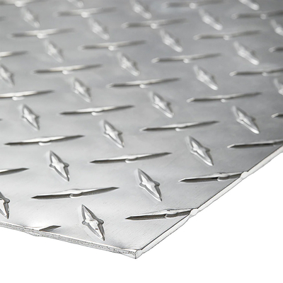 Bouwstructuur AISI ASTM BS DIN GB JIS 2,0-8 mm Dikke gekabelde koolstofstaalplaat met tolerantie ±1%
