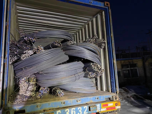 Tolerantie ±1% Aanpasbare lengte Ss400 S355 ijzeren staaf HRB335 HRB400 HRB500 Vervormd stalen wapening voor gebouwconstructie