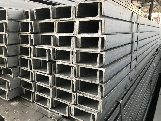 Structurele gegalvaniseerde C-kanaal staal U-vormige staalkanaal Q235/Q345/SS400/ST37-2/ST52/Q420/Q460/S235JR/S275JR/S355JR