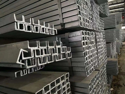 CIF/CFR/FOB/EX-WORK Term U-kanaal koolstofstaal voor ondersteunend systeem ASTM Standard Q235 Q345 SS400 0,8 mm-3,0 mm Dik