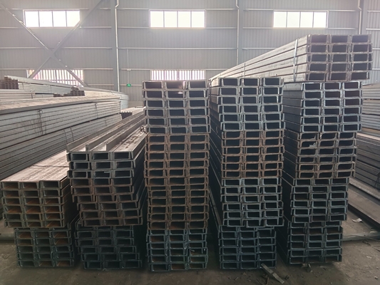 CIF/CFR/FOB/EX-WORK Term U-kanaal koolstofstaal voor ondersteunend systeem ASTM Standard Q235 Q345 SS400 0,8 mm-3,0 mm Dik