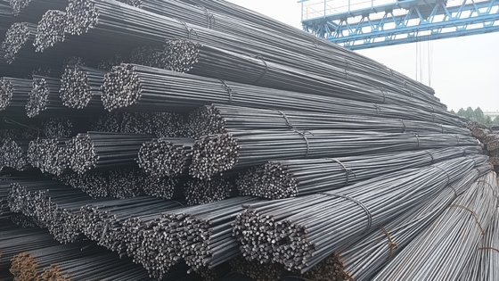 Rechte balken HRB400/500 ASTM A615 BS4449 Carbon Steel Rebars voor commerciële gebouwen binnen High Level