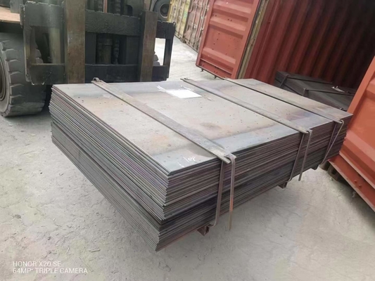 Niet-gelegeerde Q195 Q235 Q235A ASTM A36 SS400 Warmgewalste platen van 2 mm dik en voor een lengte van 2000 mm
