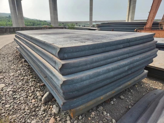 Niet-gelegeerde Q195 Q235 Q235A ASTM A36 SS400 Warmgewalste platen van 2 mm dik en voor een lengte van 2000 mm