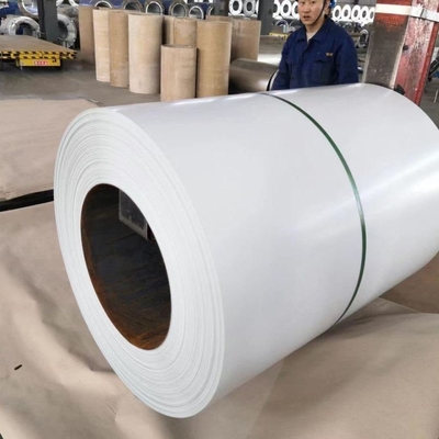 Op maat gemaakte breedte RAL1014 PPGI spoelen Houtgraan Gedrukt PPGI Stalen spoel Zachte hardheid 0,3 * 1000c Prima kleur gecoate strip