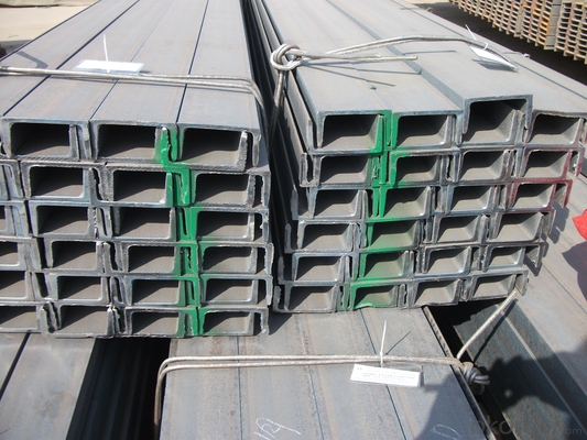 Profielstaal van niet-gelegeerd koolstofstaal van het type C, U, 25x25x3 voor de bouw van grote bouwmaterialen