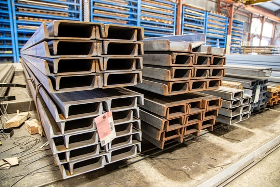 Profielstaal van niet-gelegeerd koolstofstaal van het type C, U, 25x25x3 voor de bouw van grote bouwmaterialen