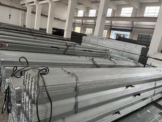 Standaard AiSi Q235 Q235B Q345 gelijkzijdige ongelijke randen stalen hoekbalk voor bouwbouw