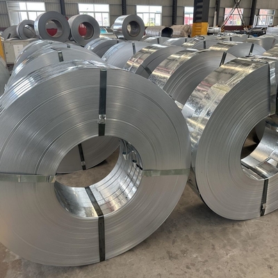 DX51D Z Regelmatige Spangle Hot Dip Galvanized Steel Coil Gi Coils Z275 voor Carbon Steel dakplaten Bouwmaterialen