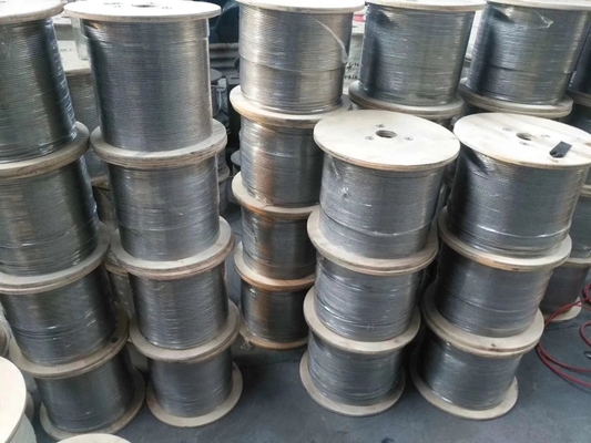 China Fabriek Goud roestvrijstalen draad koord SS touw draad 314 Zwart roestvrijstalen hangdraad