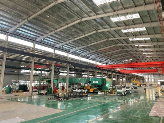 Hoogwaardige 100-2650 mm aluminium spoel 1050 1060 1100 staal spoel Verpakkingsmaterialen Bouwmaterialen