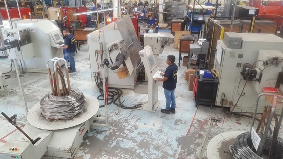 Hoge kwaliteit Verschillende toepassingen roestvrij staal MIG draad ER304 lasdraad fabriek roestvrij staal draad