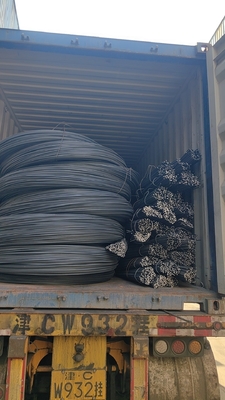 Fabrieksproductie HRB400 vervormd stalen legeringsstaaf in maten 12 mm &amp; 16 mm, ideaal voor het versterken van bouwprojecten