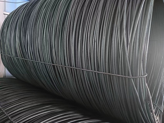 Fabrieksproductie HRB400 vervormd stalen legeringsstaaf in maten 12 mm &amp; 16 mm, ideaal voor het versterken van bouwprojecten