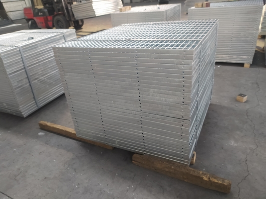 Warm verkrijgbaar l 304 316 316L roestvrij staal vloer Drain Grate Square Bar Grating
