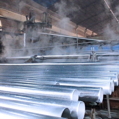 S235jr Ss400 A500 Carbon Steel Gelast Vierkante Buis En Buizen Vierkante Stalen Holle Sectie Vierkante Zwarte Stalen Buis