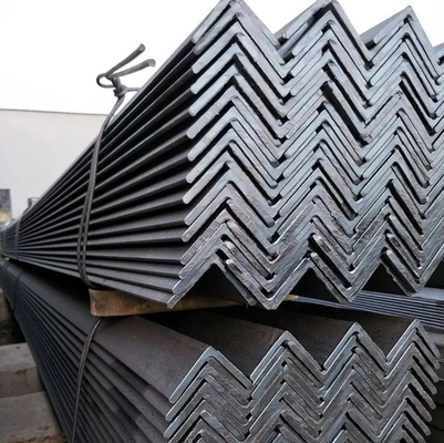 Q235b 60x60x5 gegalvaniseerde hoekstaalbalk warm gedompeld gegalvaniseerde hoekstaalbalk gelijkhoekig ijzer