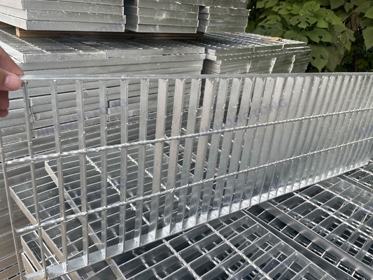 Best verkopende op maat gemaakt q235 345 304 201 stalen rooster staal staaf rooster