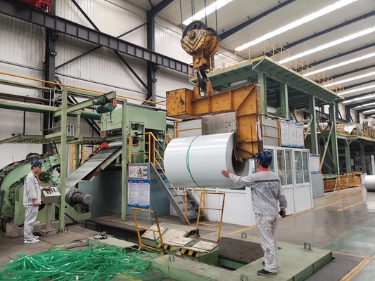 3d PPGI houtkorrel dikte 0,8 mm breedte 1000 mm vervaardigd in China PPGI PPGI spoel